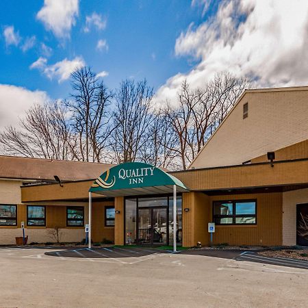 Quality Inn Schenectady - Albany Экстерьер фото