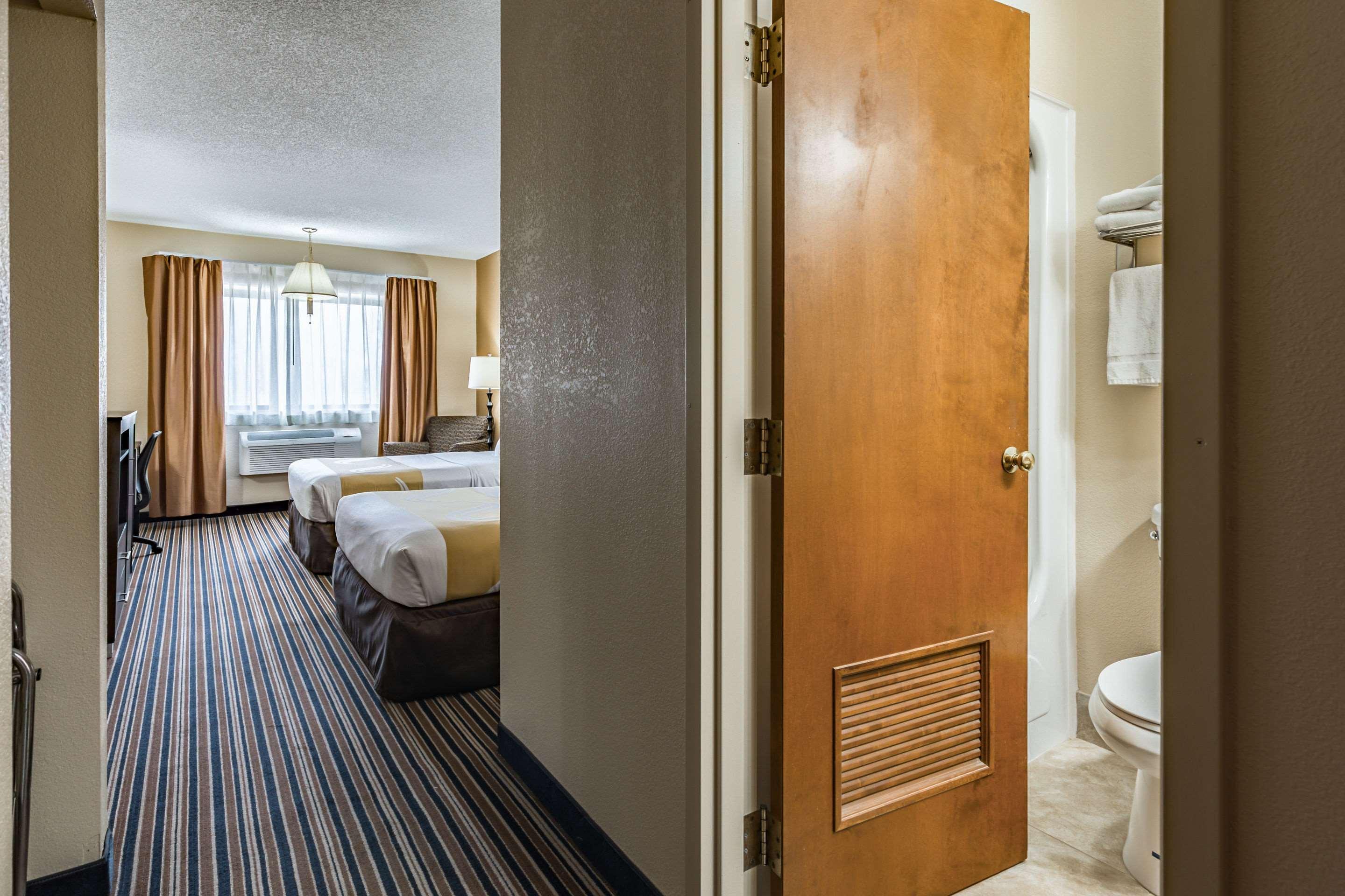 Quality Inn Schenectady - Albany Экстерьер фото